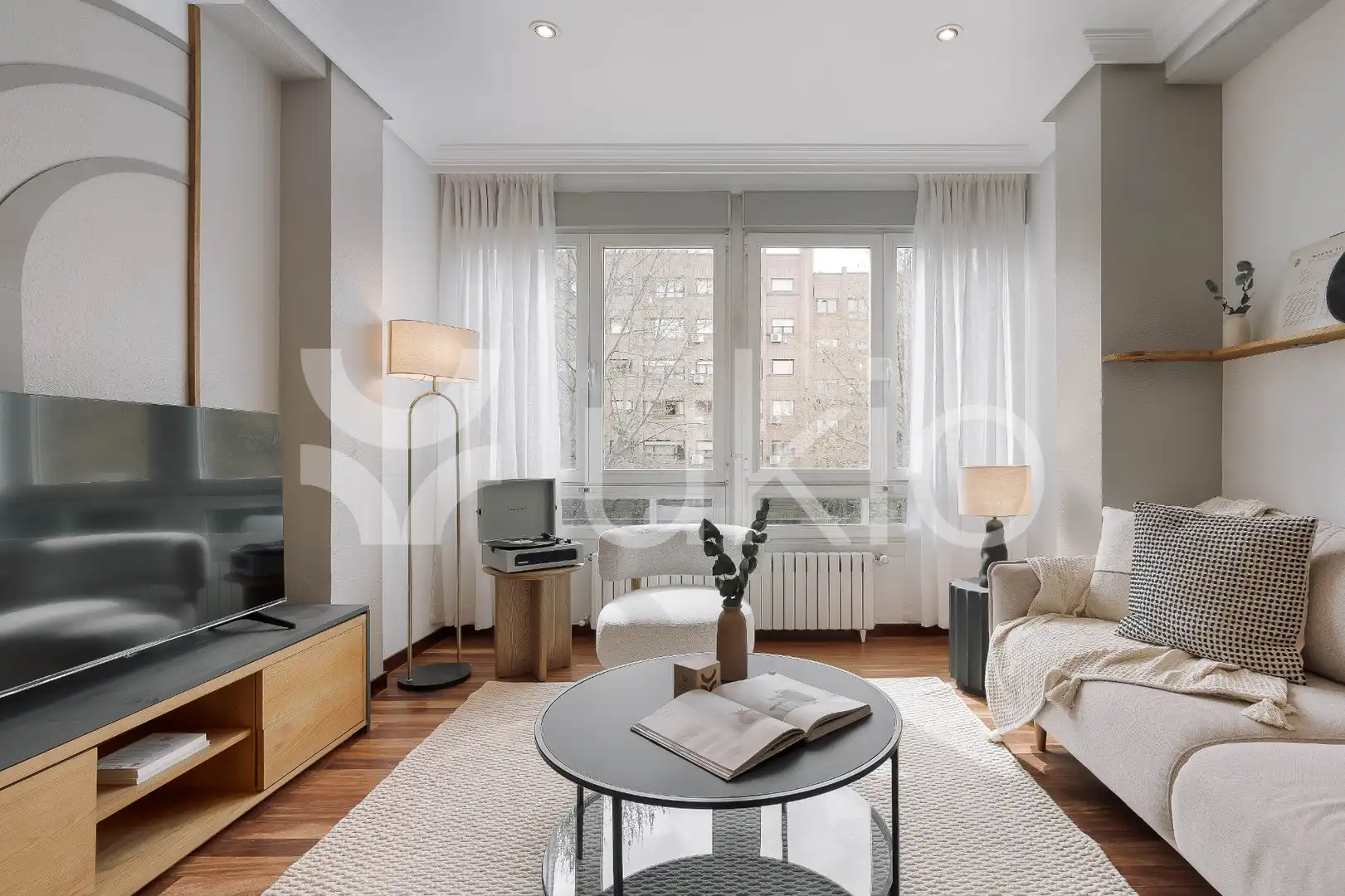 Living room of Apartments for rent in Madrid  with Air Conditioner, Heating and Furnished