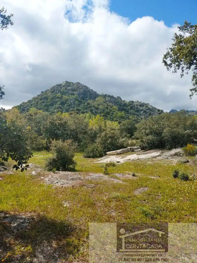 Finca rústica en venta en La Cabrera