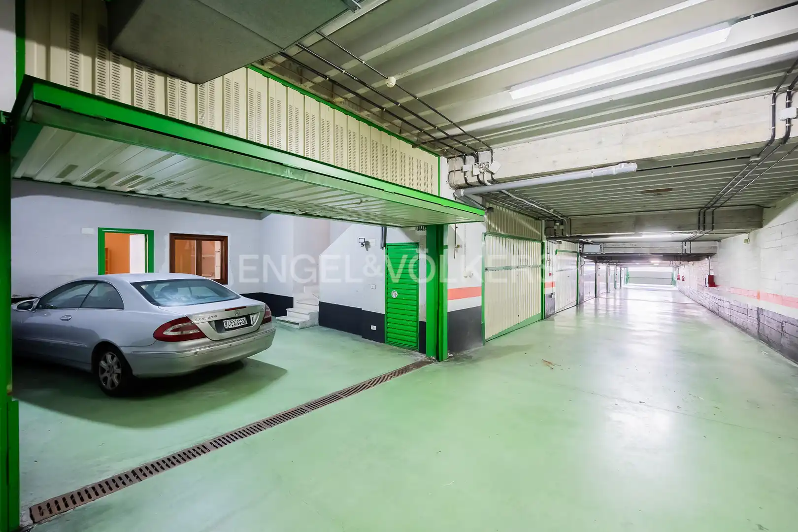 Parking de Casa o chalet en venta en Loiu con Calefacción, Jardín privado y Piscina