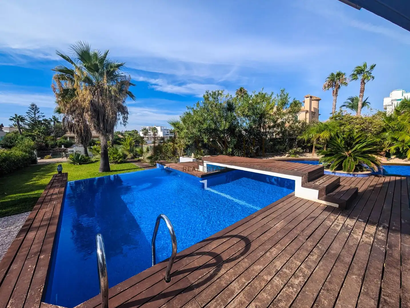 Swimming pool of Houses for sale in La Manga del Mar Menor  with Air Conditioner, Private garden and Terrace