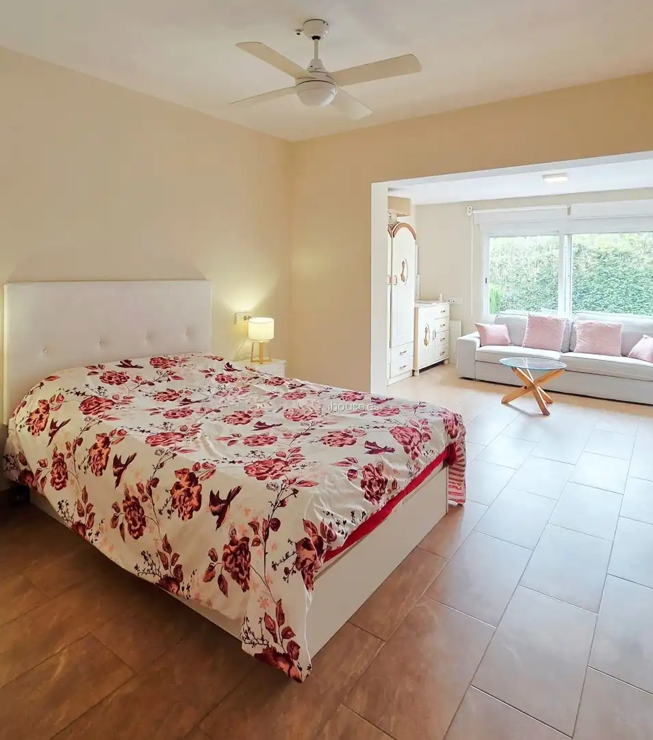 Habitación de Casa o chalet en venta en La Nucia con Aire acondicionado, Jardín privado y Terraza