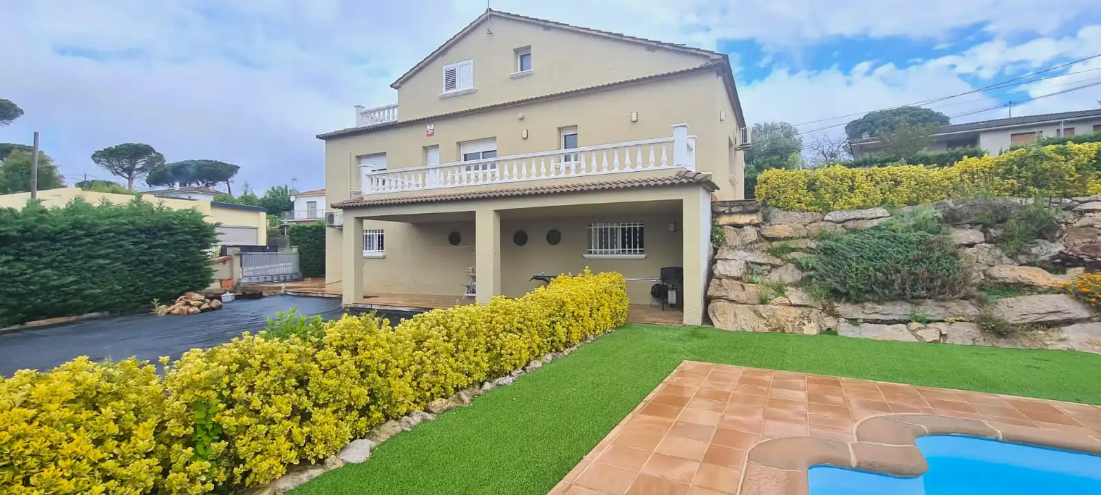 Exterior view of Houses for sale in Caldes de Malavella  with Air Conditioner, Heating and Private garden