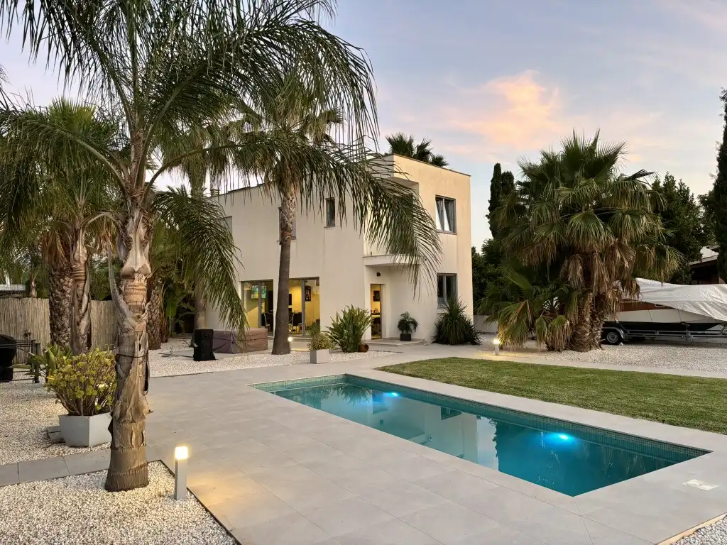 Vista exterior de Casa o chalet en venta en Alcúdia con Aire acondicionado, Calefacción y Jardín privado