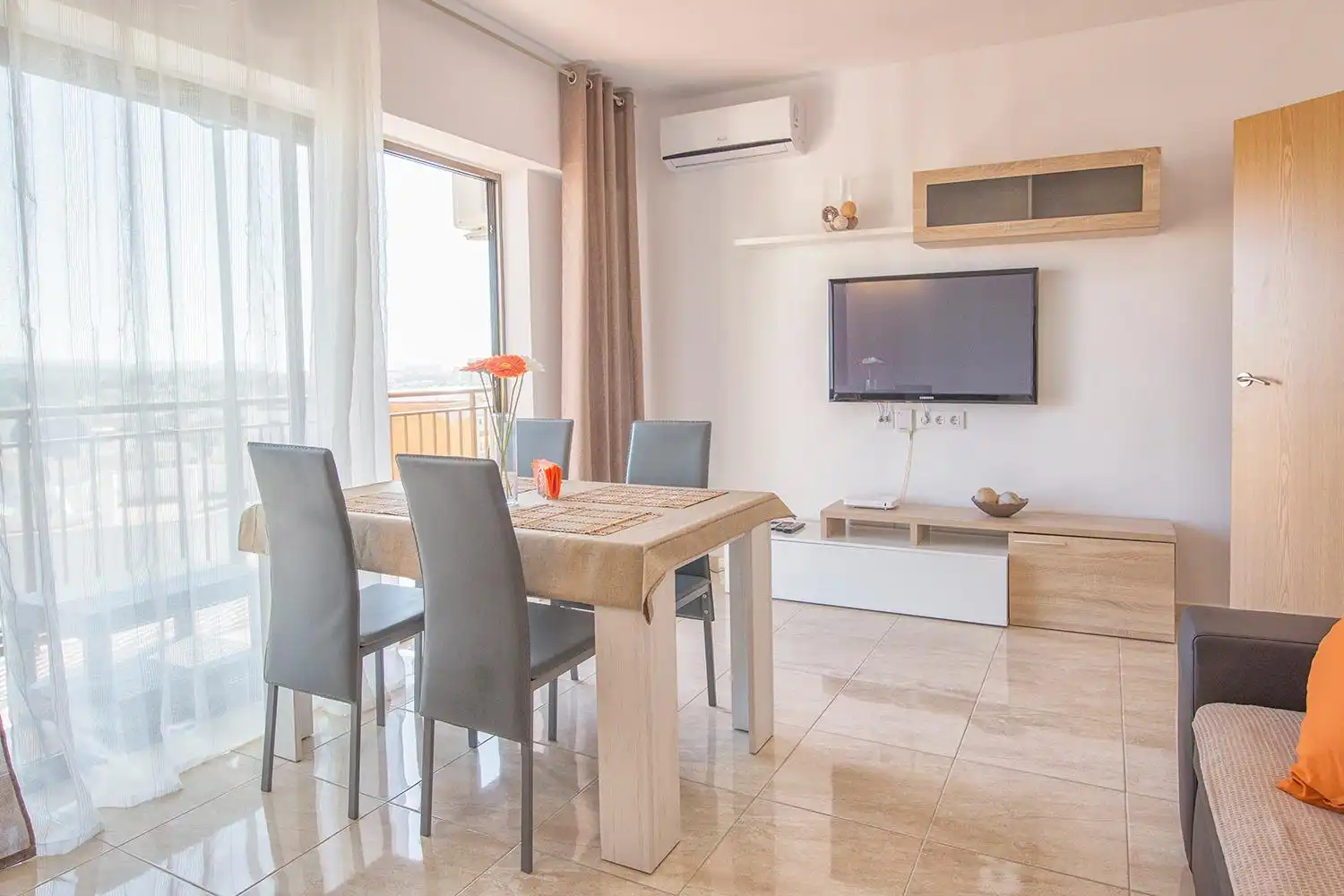 Apartamento con ascensor en venta en Zona Pueblo, imagen 5