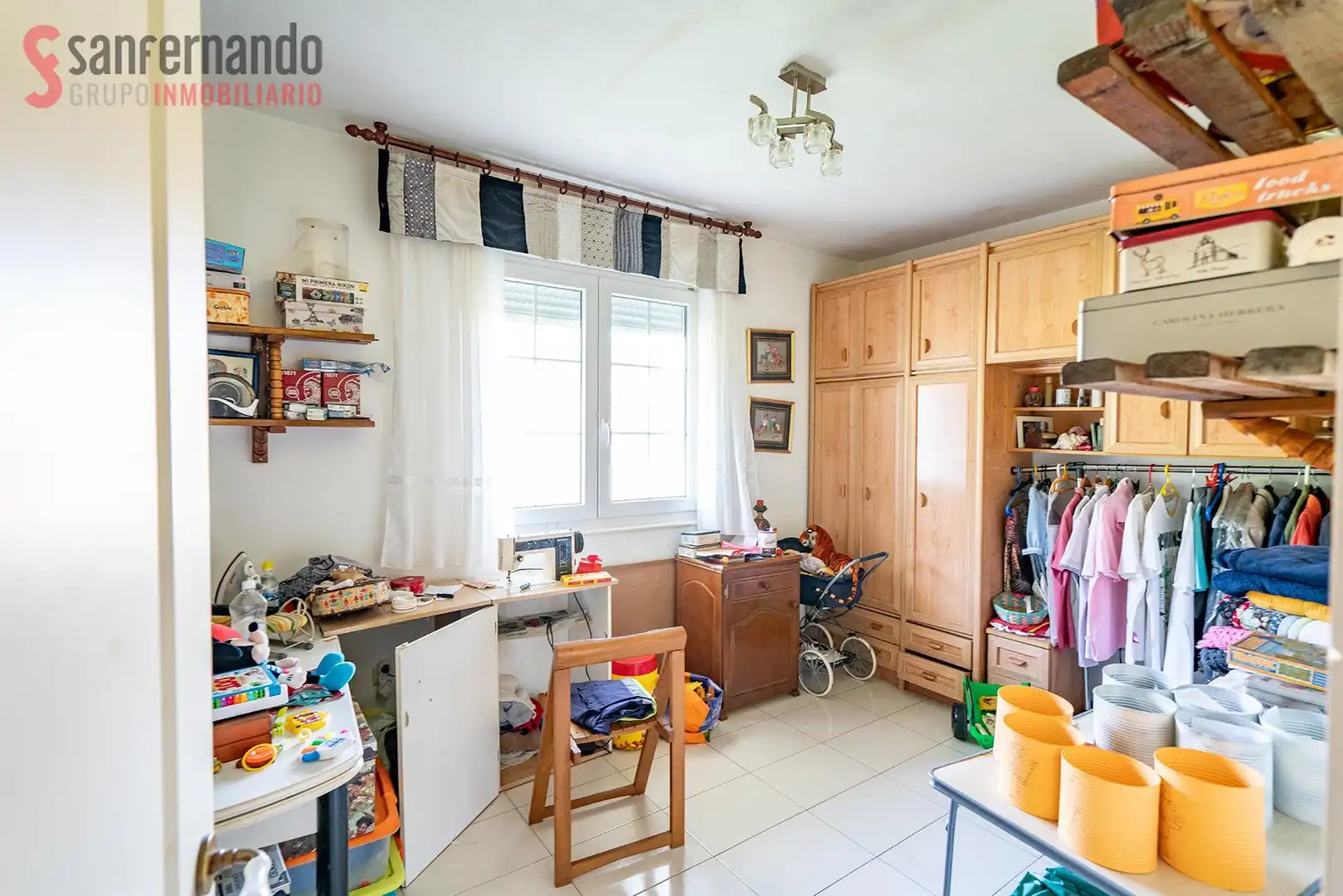 Dormitori de Casa o xalet en venda en Cartes amb Calefacció, Jardí privat i Terrassa