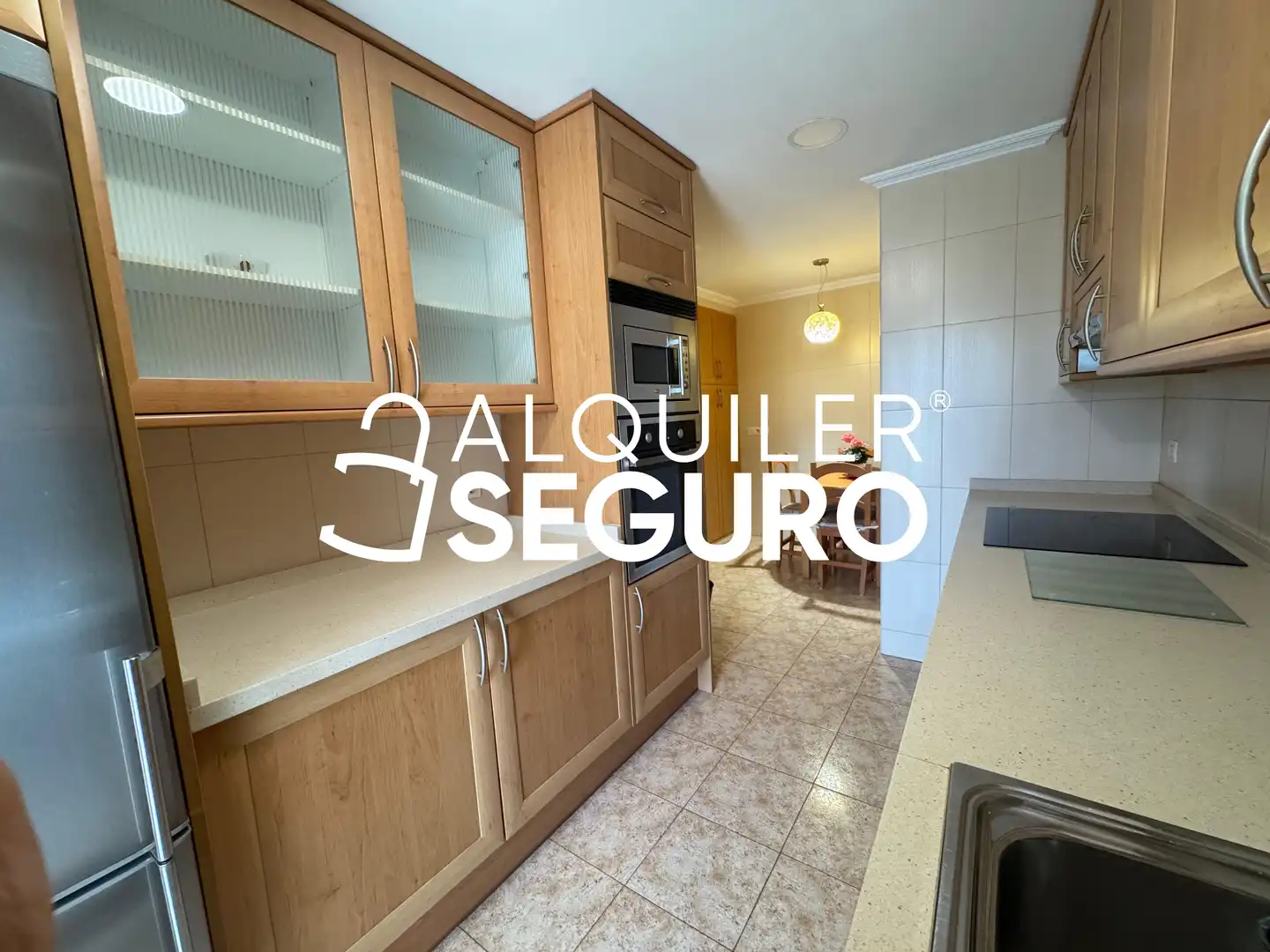 Cocina de Piso de alquiler en Málaga con Aire acondicionado, Terraza y Piscina