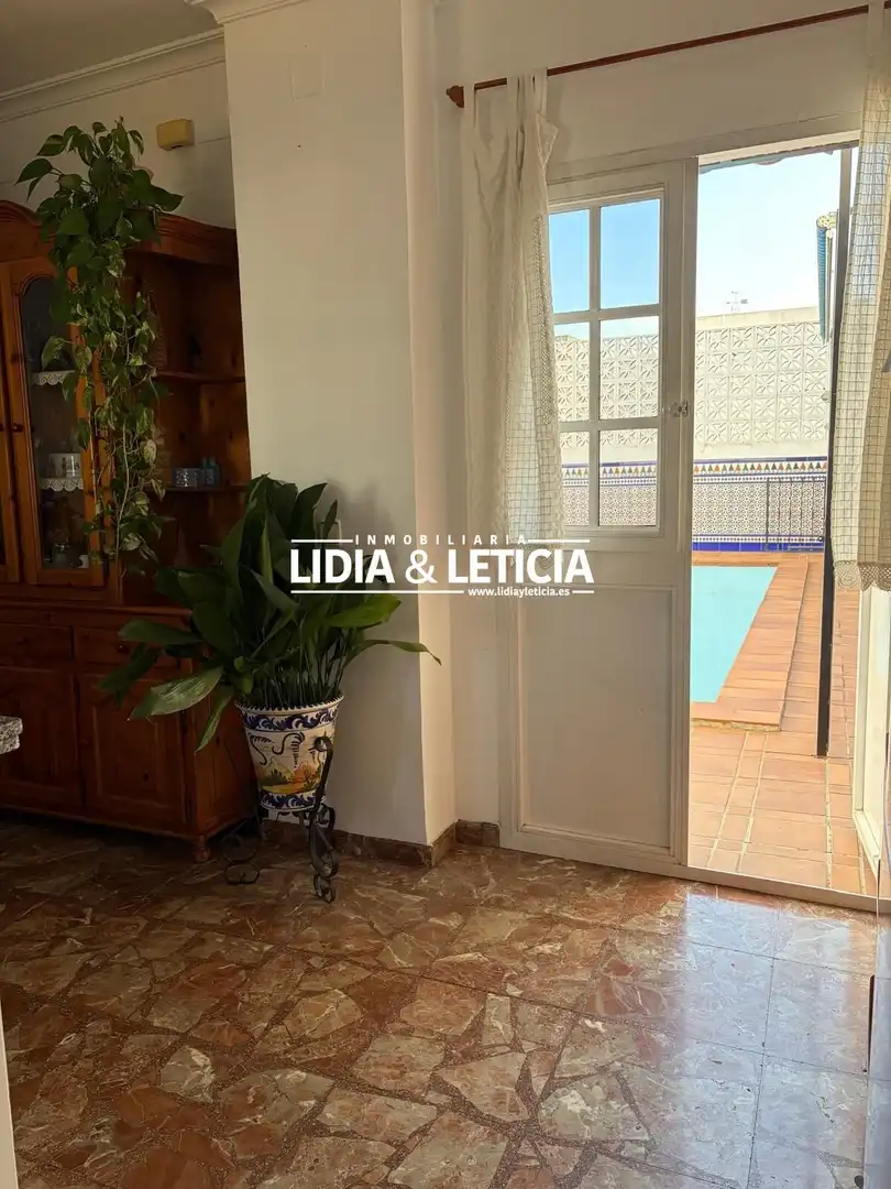 Casa o xalet en venda en Alcalá de Guadaira amb Aire condicionat, Traster i Piscina