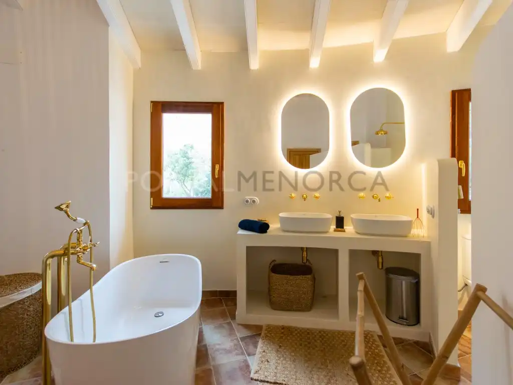 Baño de Finca rústica en venta en Ferreries con Piscina
