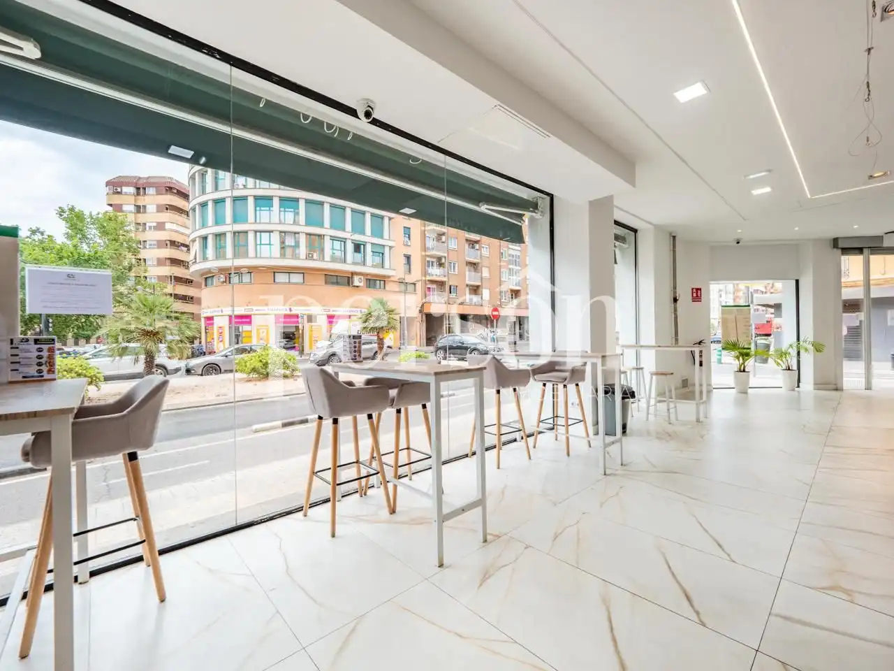 Business premises for transfer in Rascanya