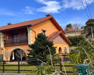 Vista exterior de Casa o xalet en venda en Ruiloba amb Calefacció, Jardí privat i Terrassa