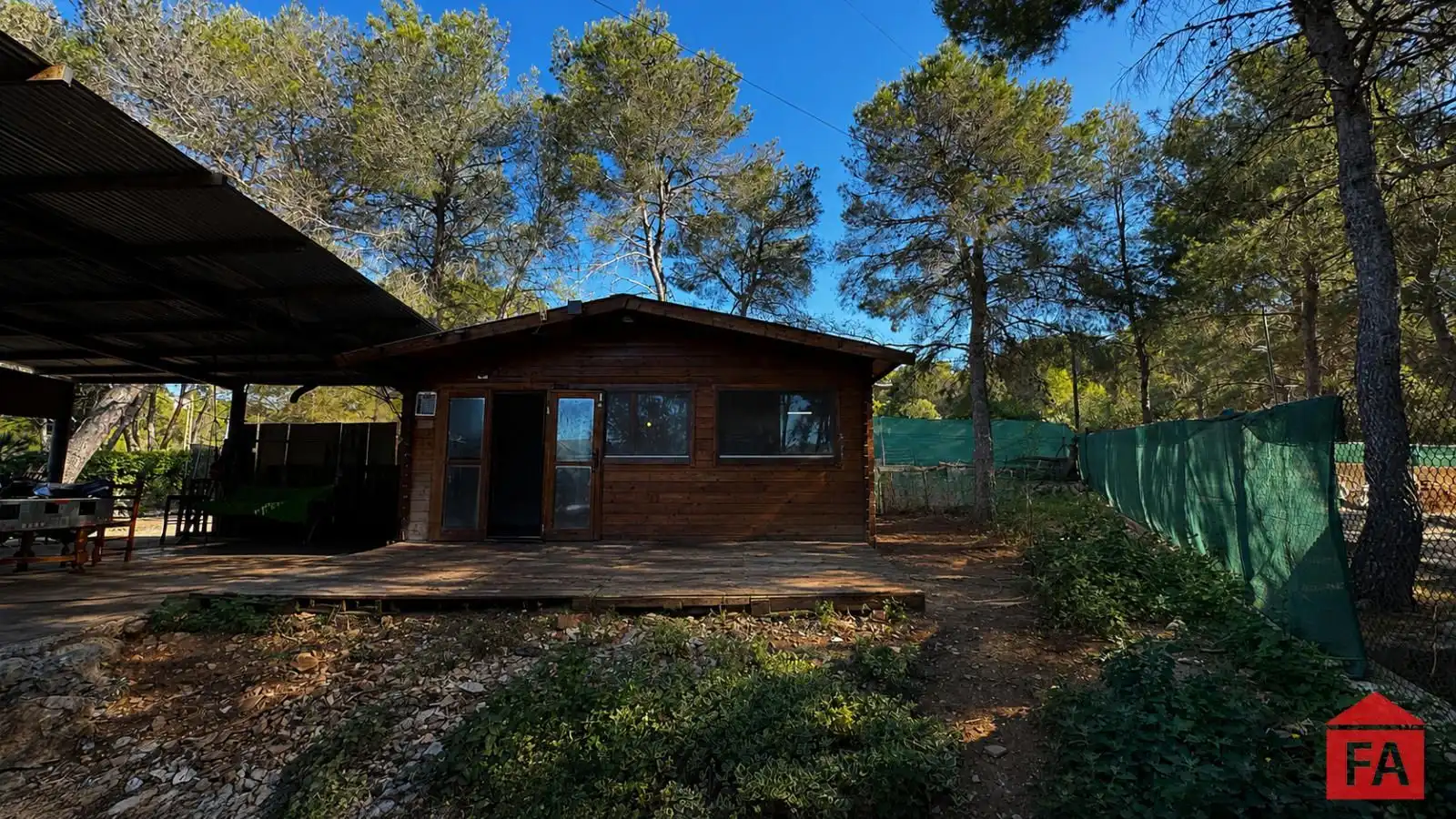 Vista exterior de Terreny en venda en La Bisbal del Penedès