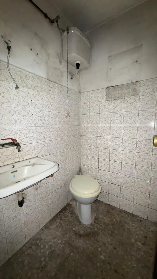 Bathroom of Commercial properties for sale in Ourense Capital 