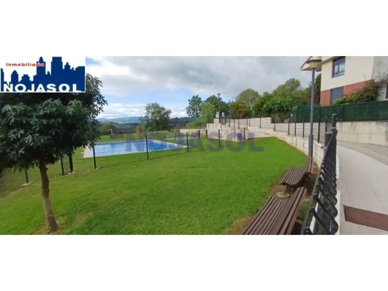 Piscina de Apartamento de alquiler en Meruelo con Parquet, Terraza y Amueblado