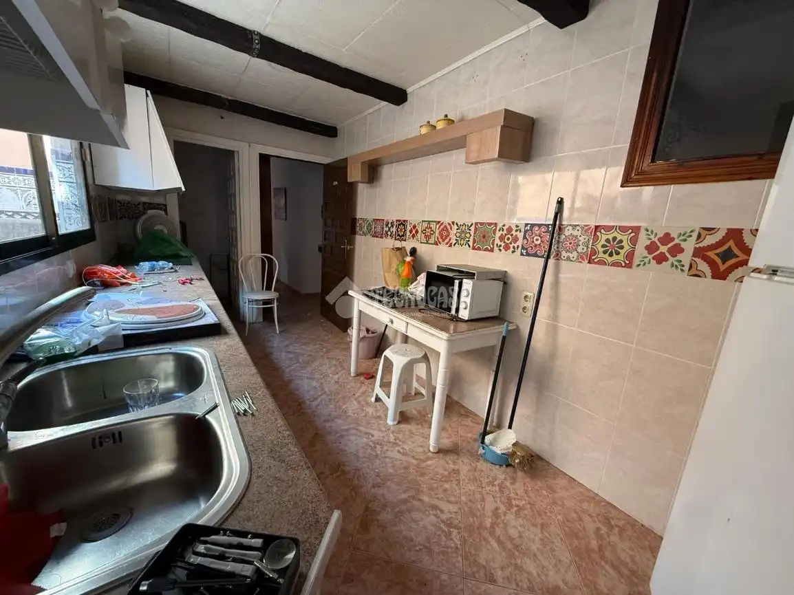 Cuina de Casa adosada en venda en La Carolina amb Alarma