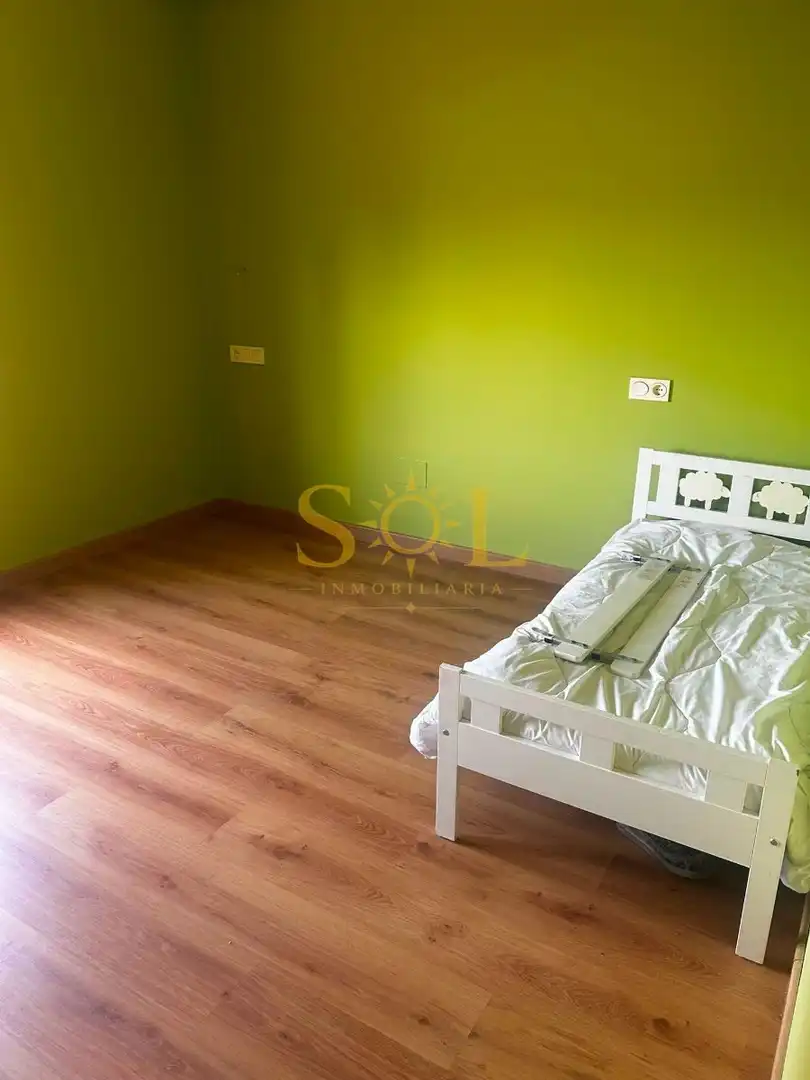 Casa o chalet en venta en Onzonilla con Calefacción, Jardín privado y Terraza