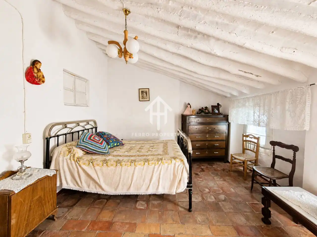 Dormitori de Casa o xalet en venda en Priego de Córdoba amb Jardí privat, Terrassa i Moblat