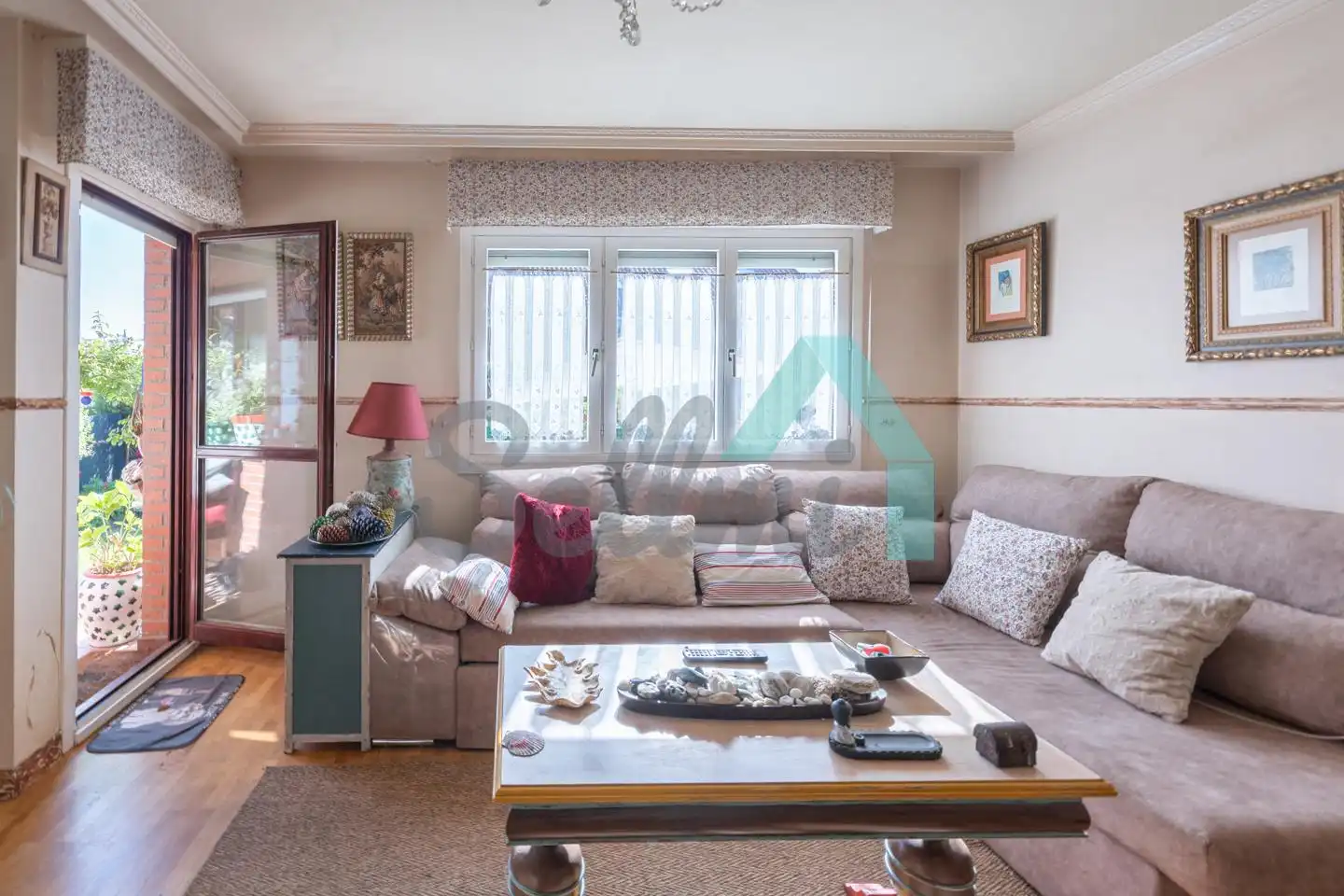 Wohnzimmer von Wohnung zur untervermieten in Siero mit Heizung, Privatgarten und Parkett