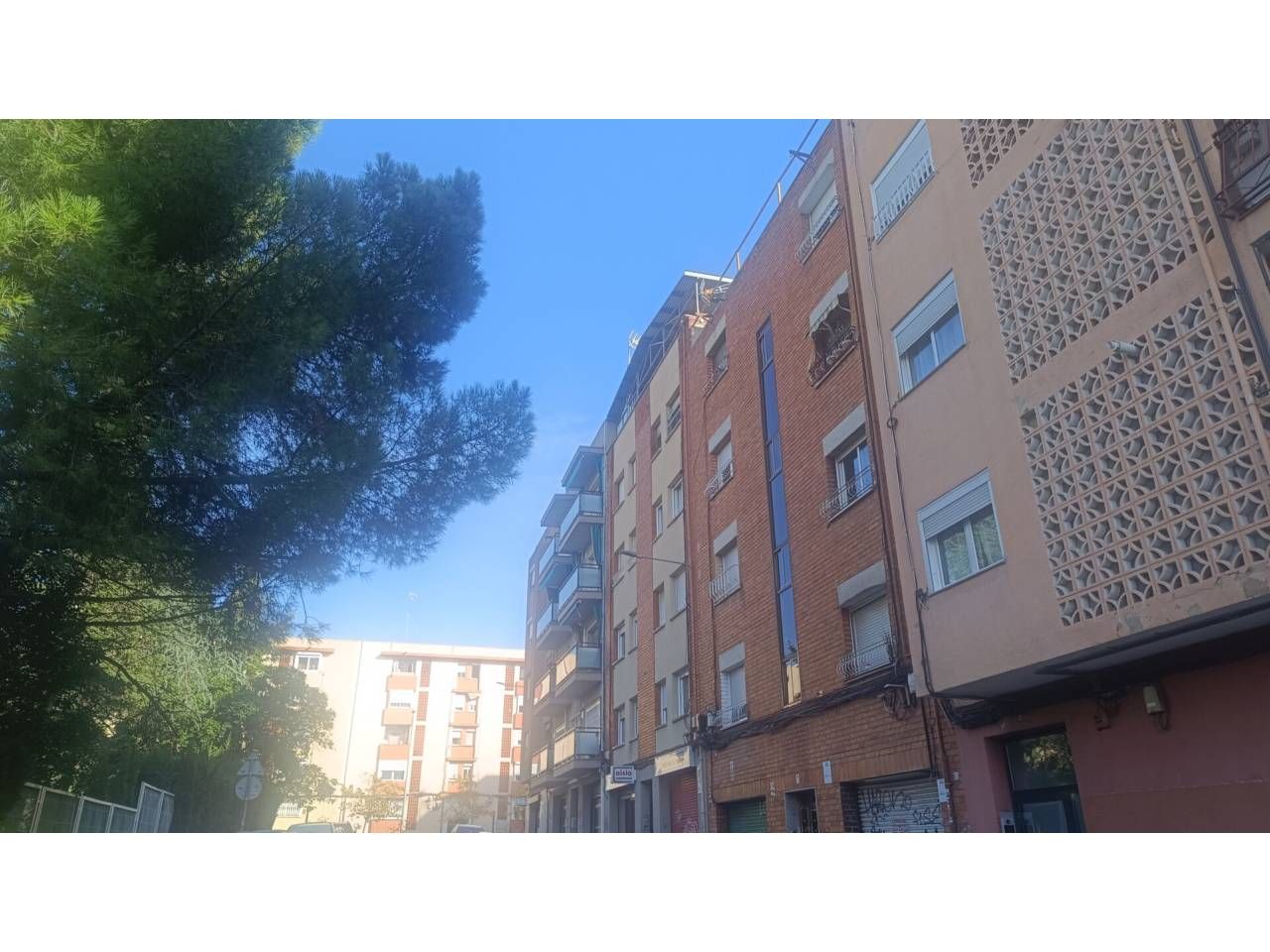 Exterior view of Flat for sale in Sabadell