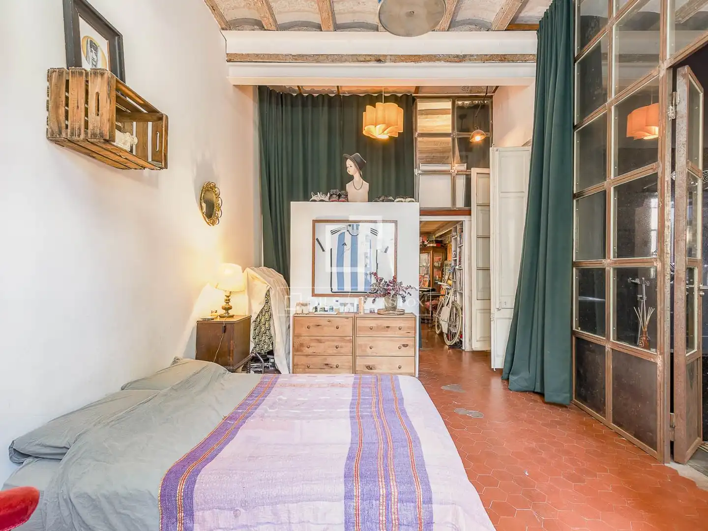 Habitación de Piso en venta en Barcelona con Aire acondicionado, Terraza y Balcón
