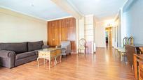 Living room of Flat for sale in  Sevilla Capital  with Air Conditioner, Heating and Terrace