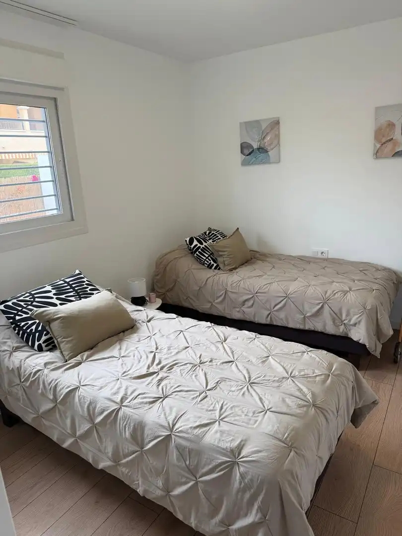 Habitación de Planta baja en venta en Pilar de la Horadada con Terraza, Trastero y Piscina comunitaria