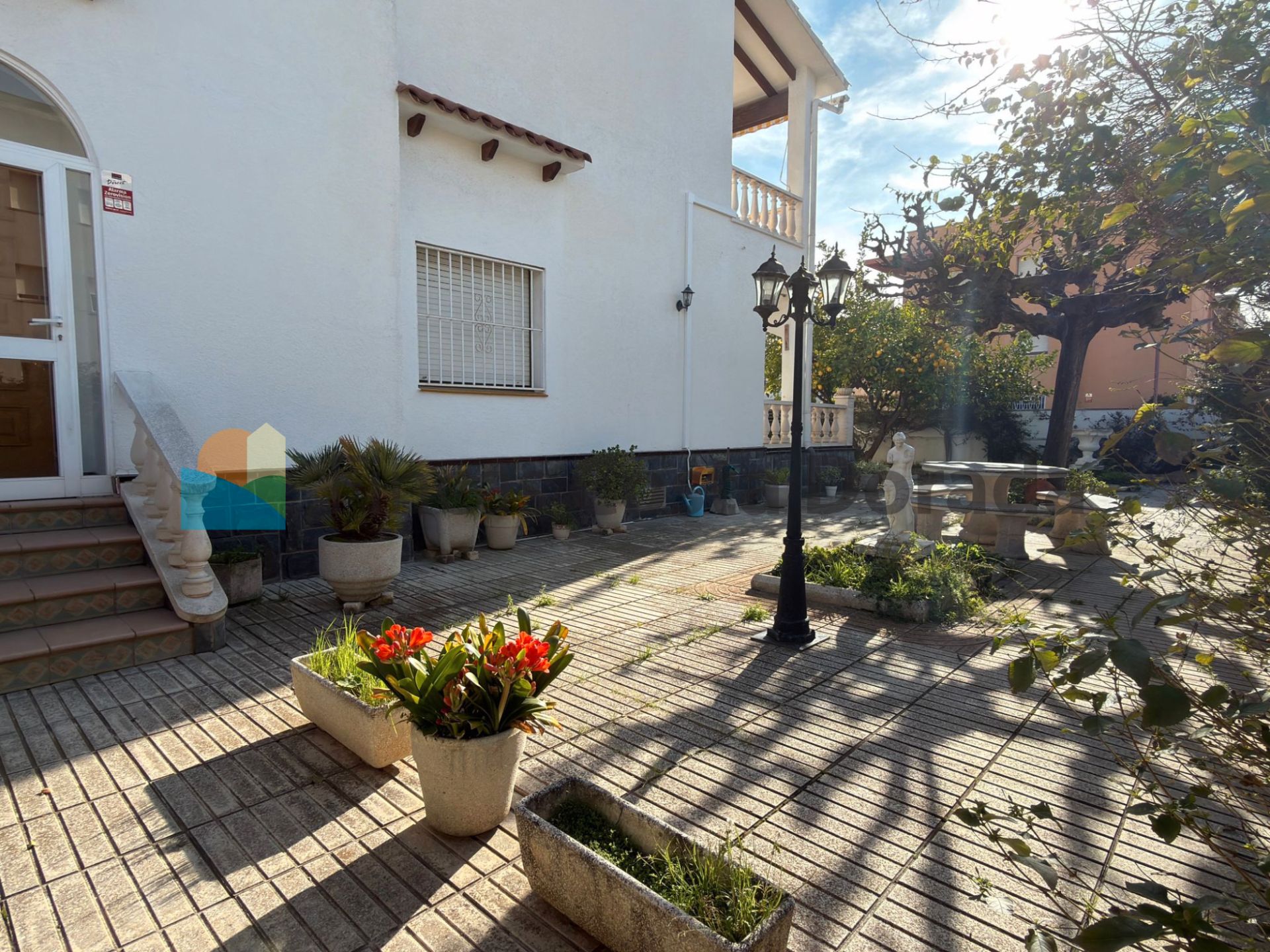 Jardí de Casa adosada en venda en Cubelles amb Calefacció, Jardí privat i Terrassa
