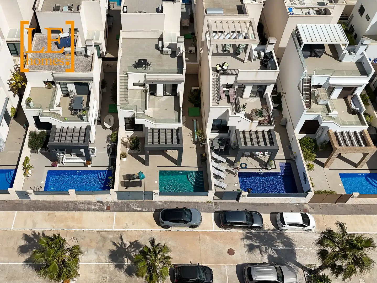 Vista exterior de Casa o xalet en venda en Rojales amb Aire condicionat, Jardí privat i Terrassa