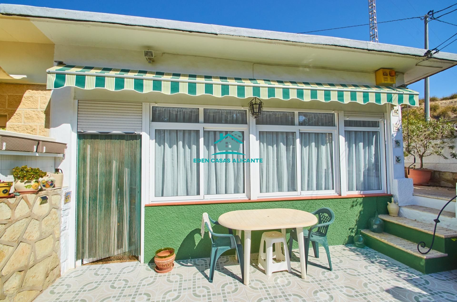 Exterior view of House or chalet for sale in El Campello  with Heating, Private garden and Terrace