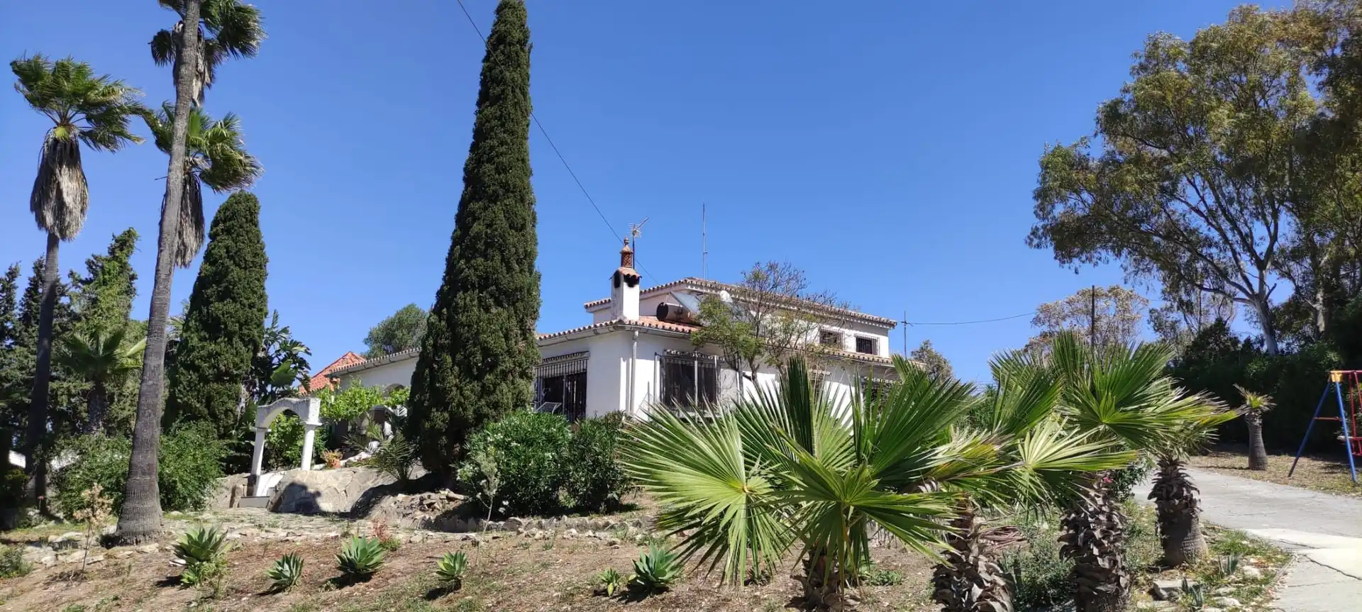 Xalet amb piscina en venda a San Enrique - Guadiaro -  Pueblo Nuevo, imagen 3