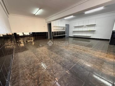 Local comercial en venda a Arrayanes