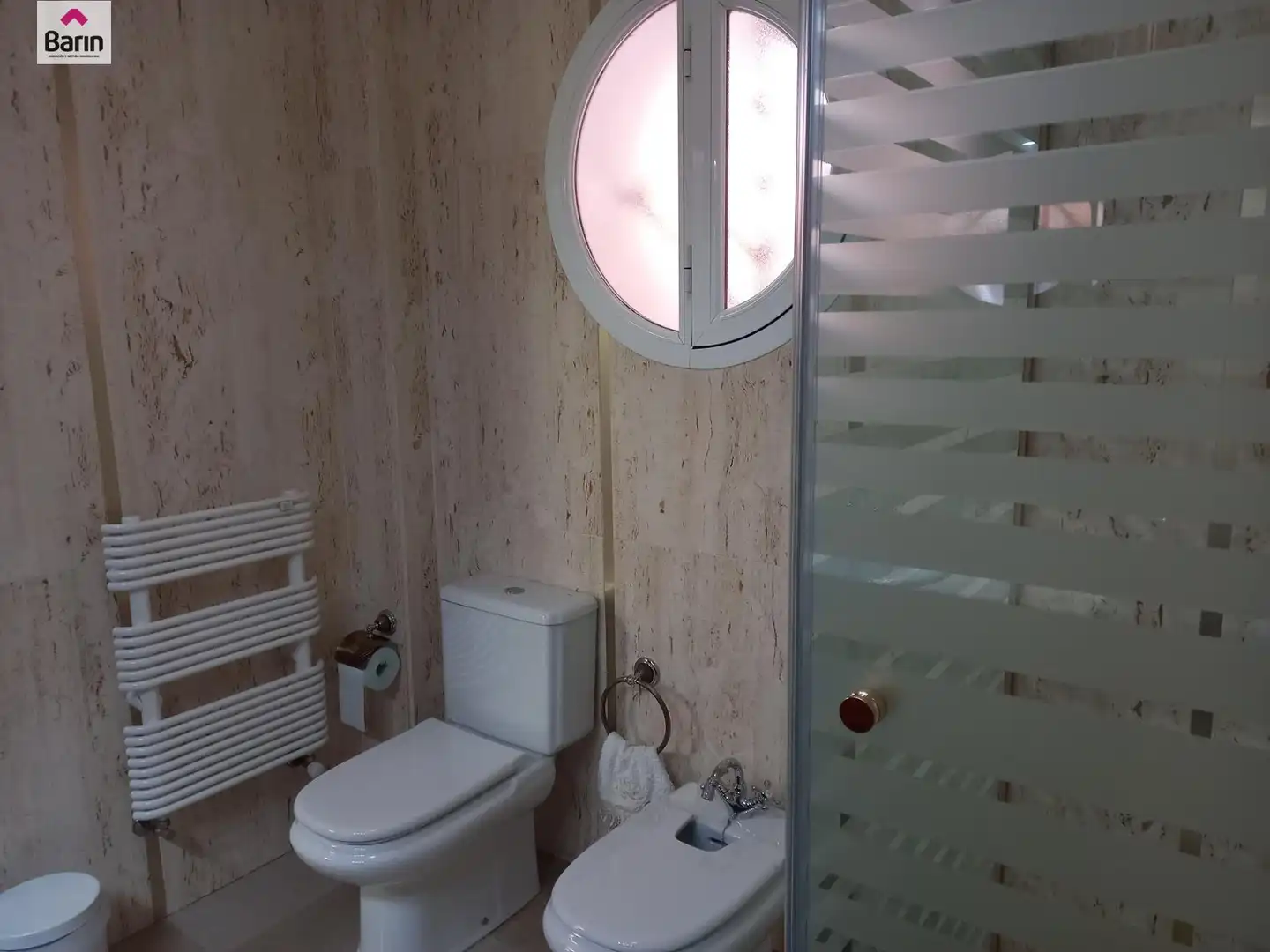 Bathroom of Houses for sale in Córdoba  with Air Conditioner, Private garden and Terrace