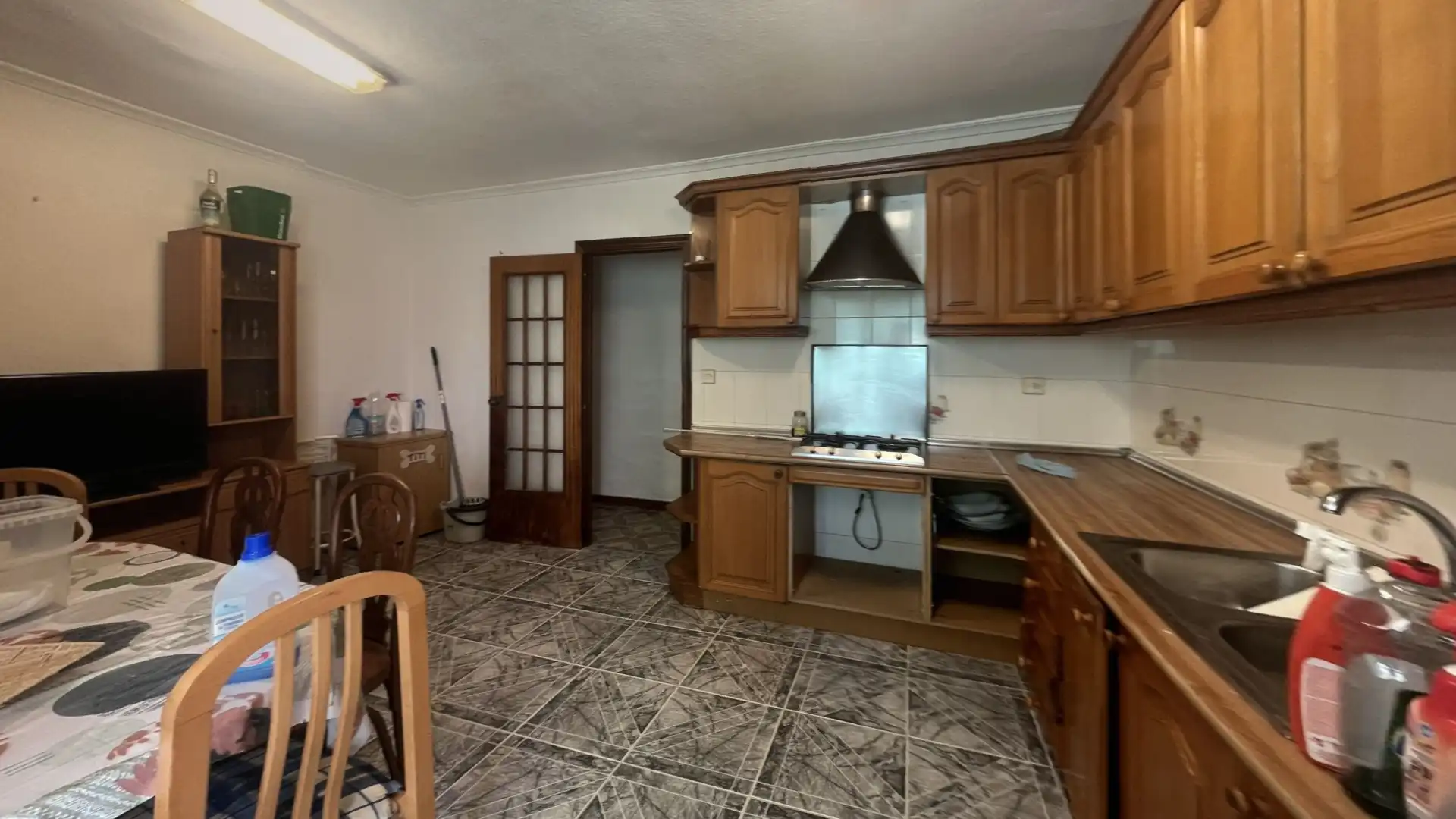 Küche von Wohnung zum Verkauf in Alicante / Alacant mit Klimaanlage, Heizung und Möbliert