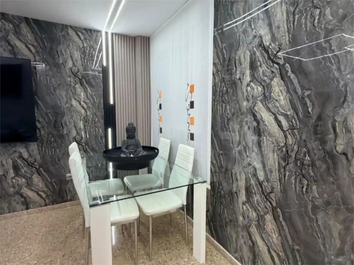 Comedor de Piso de alquiler en Emperador con Aire acondicionado, Amueblado y Balcón