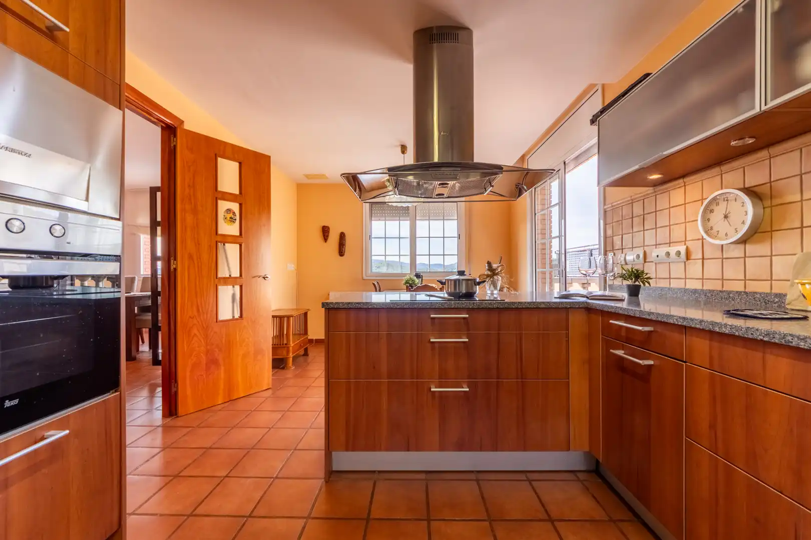 Chalet con terraza en venta en Carrer dels Pirineus, imagen 14