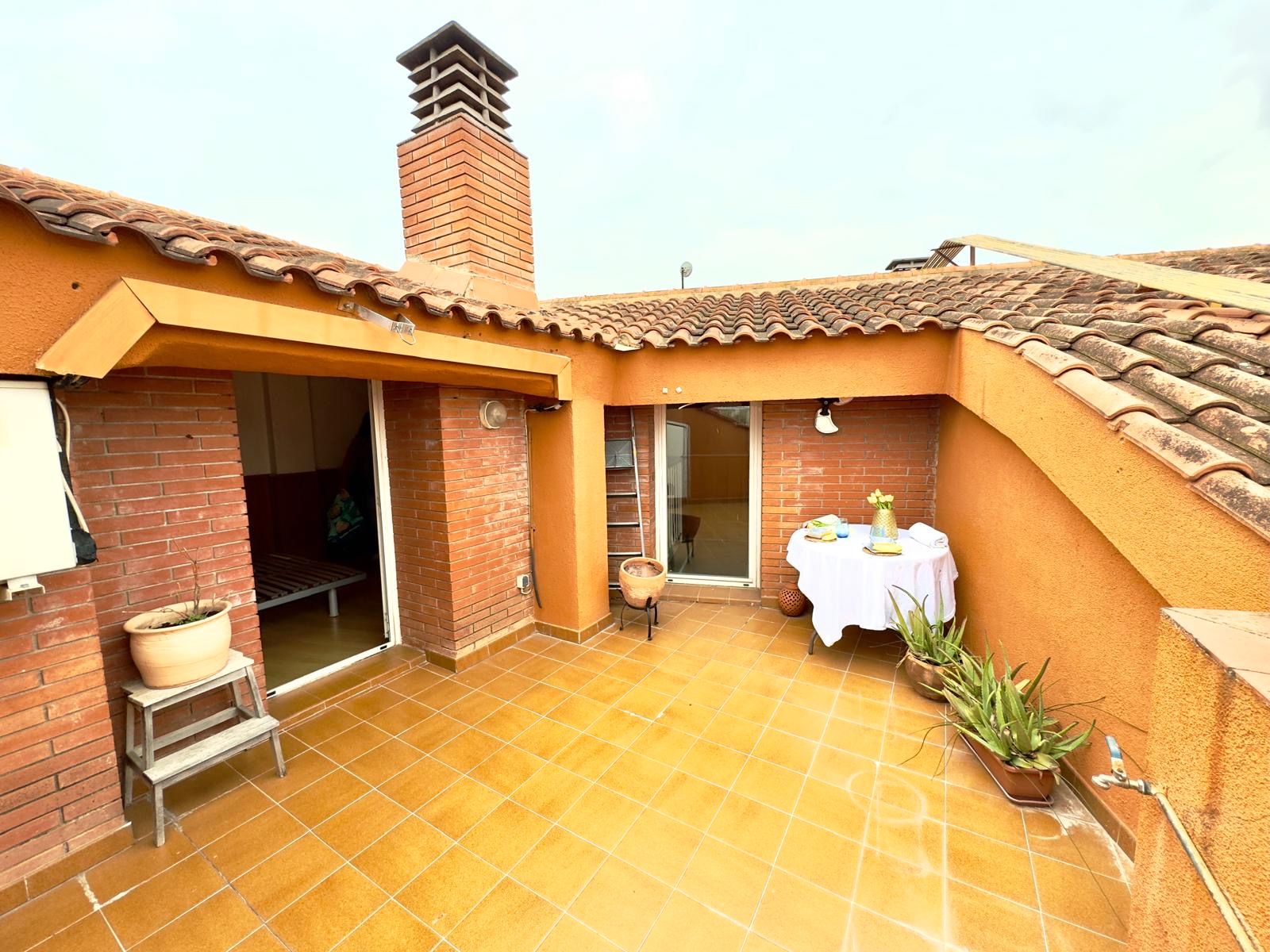 Terrace of Duplex for sale in Rubí  with Air Conditioner, Heating and Parquet flooring
