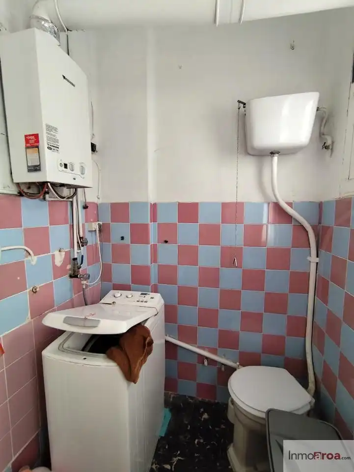 Baño de Piso en venta en Valencia con Terraza