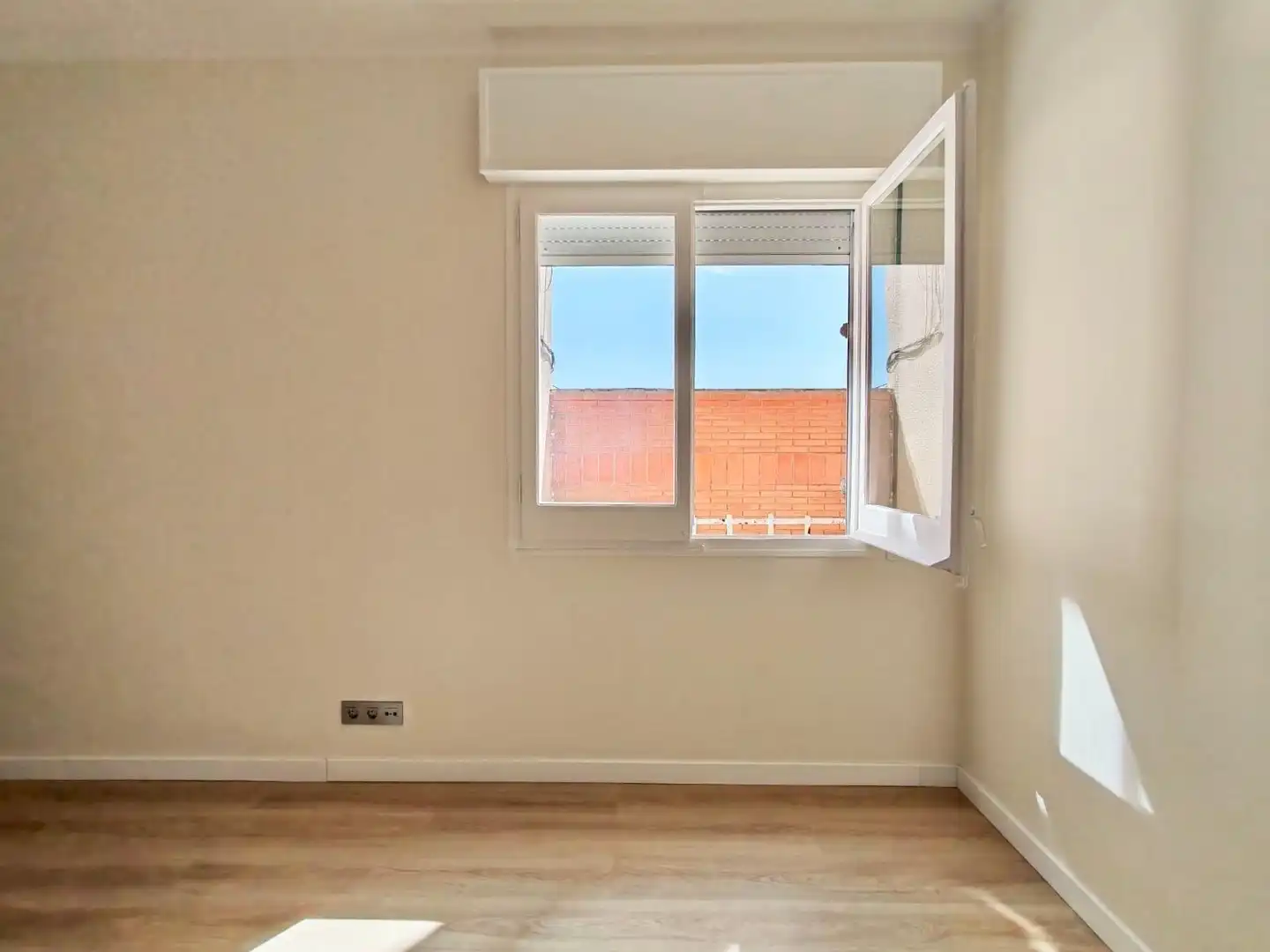 Dormitori de Apartament en venda en Esplugues de Llobregat