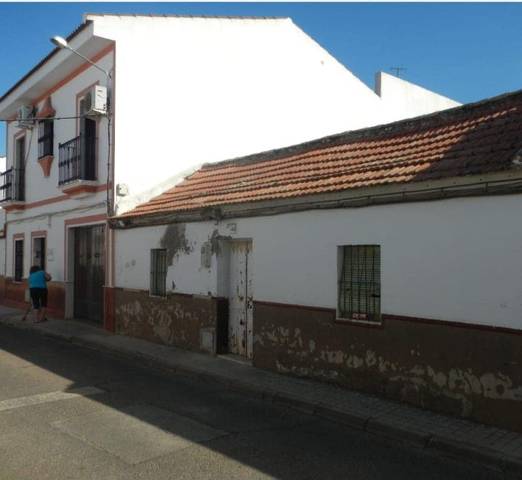 Casa-chalet en Venta en Écija