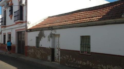 EXCLUSIVIDAD...!!! 1228- SE VENDE CASA PARA DERRIBAR EN LA LUISIANA..!!!