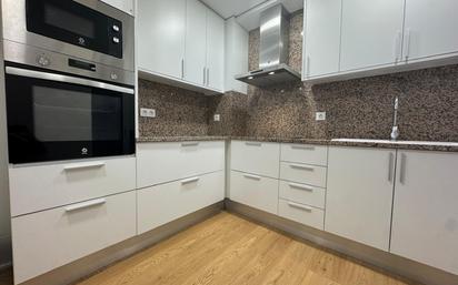 Kitchen of Flat for sale in Manresa  with Air Conditioner, Heating and Storage room