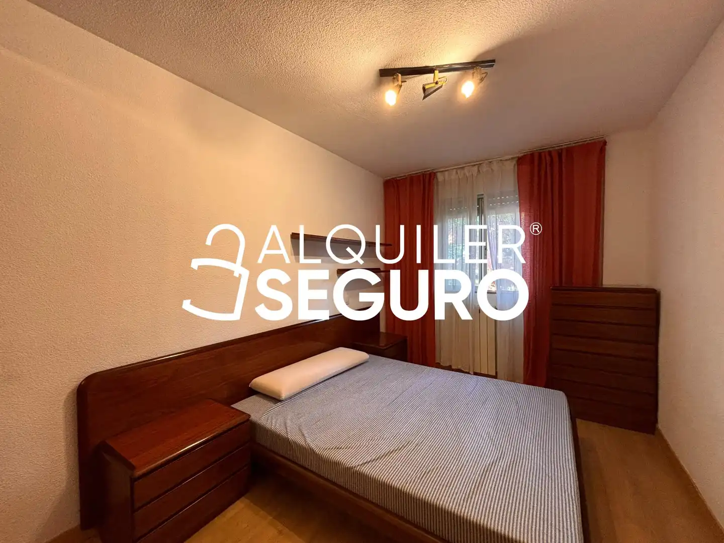 Schlafzimmer von Wohnung zur Miete in Covibar - Pablo Iglesias
