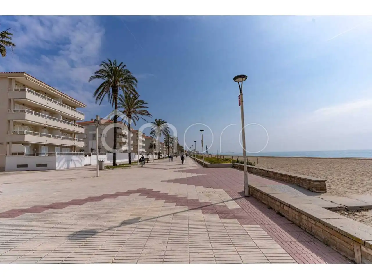 Vista exterior de Local en venda en El Vendrell