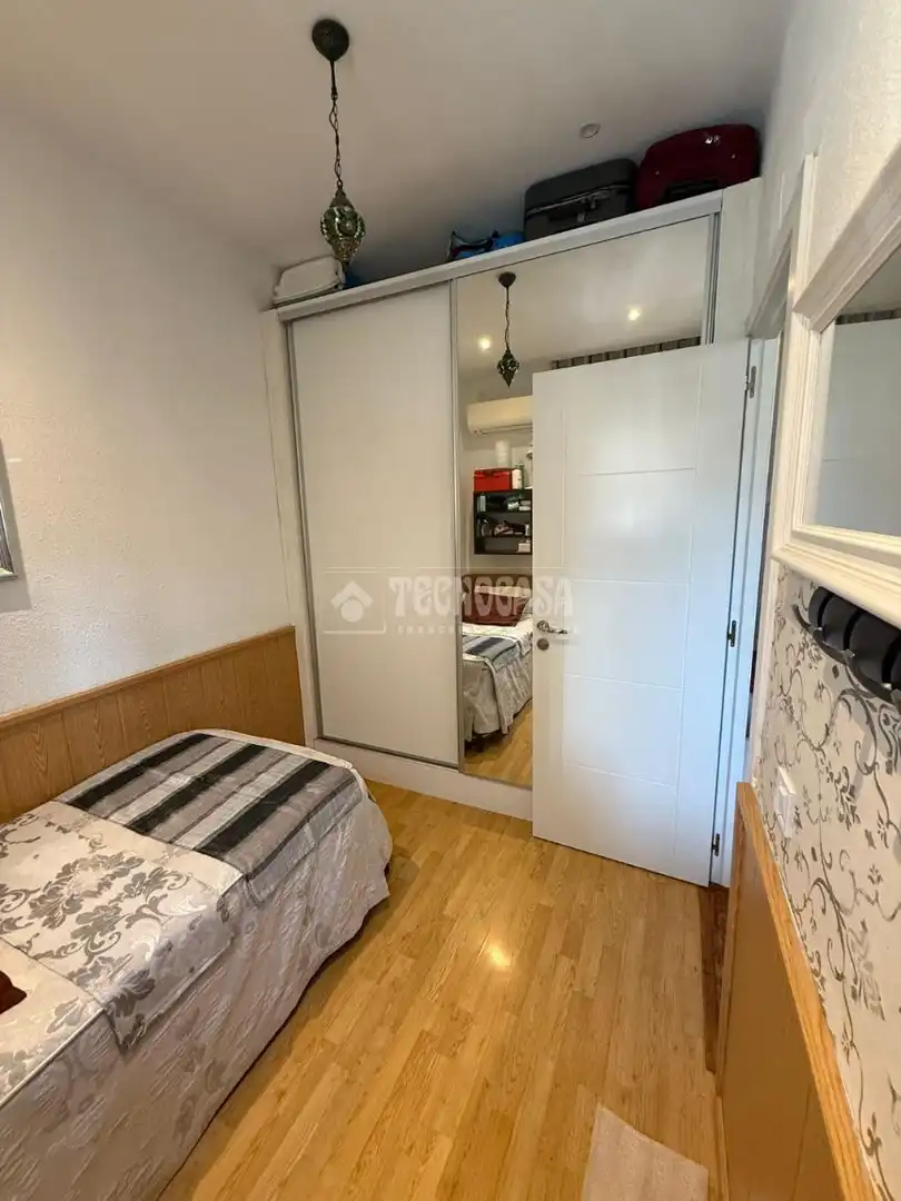 Bedroom of Flat for sale in Madrid  with Air Conditioner and Heating