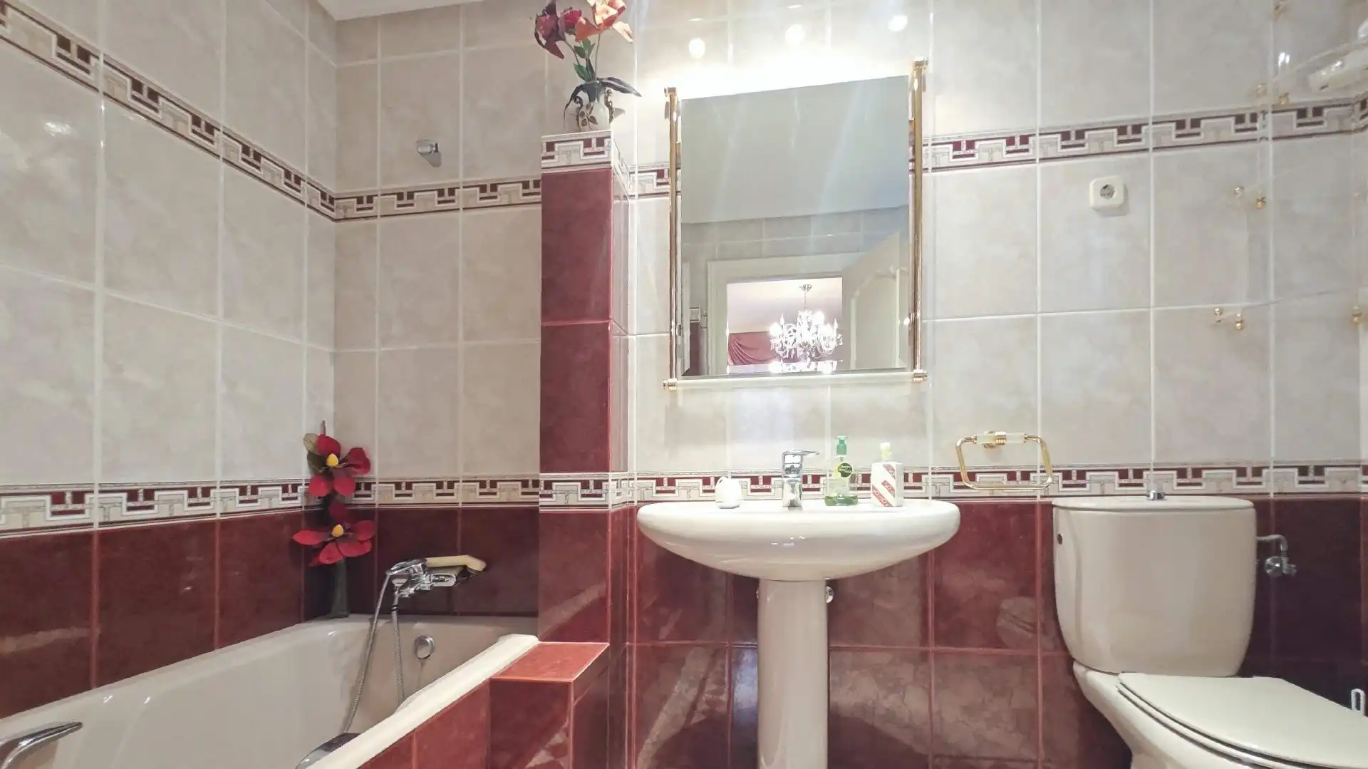 Bany de Casa o xalet en venda en Guadarrama amb Calefacció, Jardí privat i Terrassa