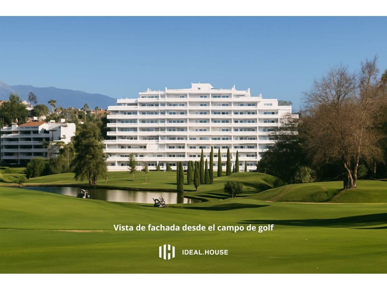 Vista exterior de Piso en venta en Marbella con Terraza, Amueblado y Alarma