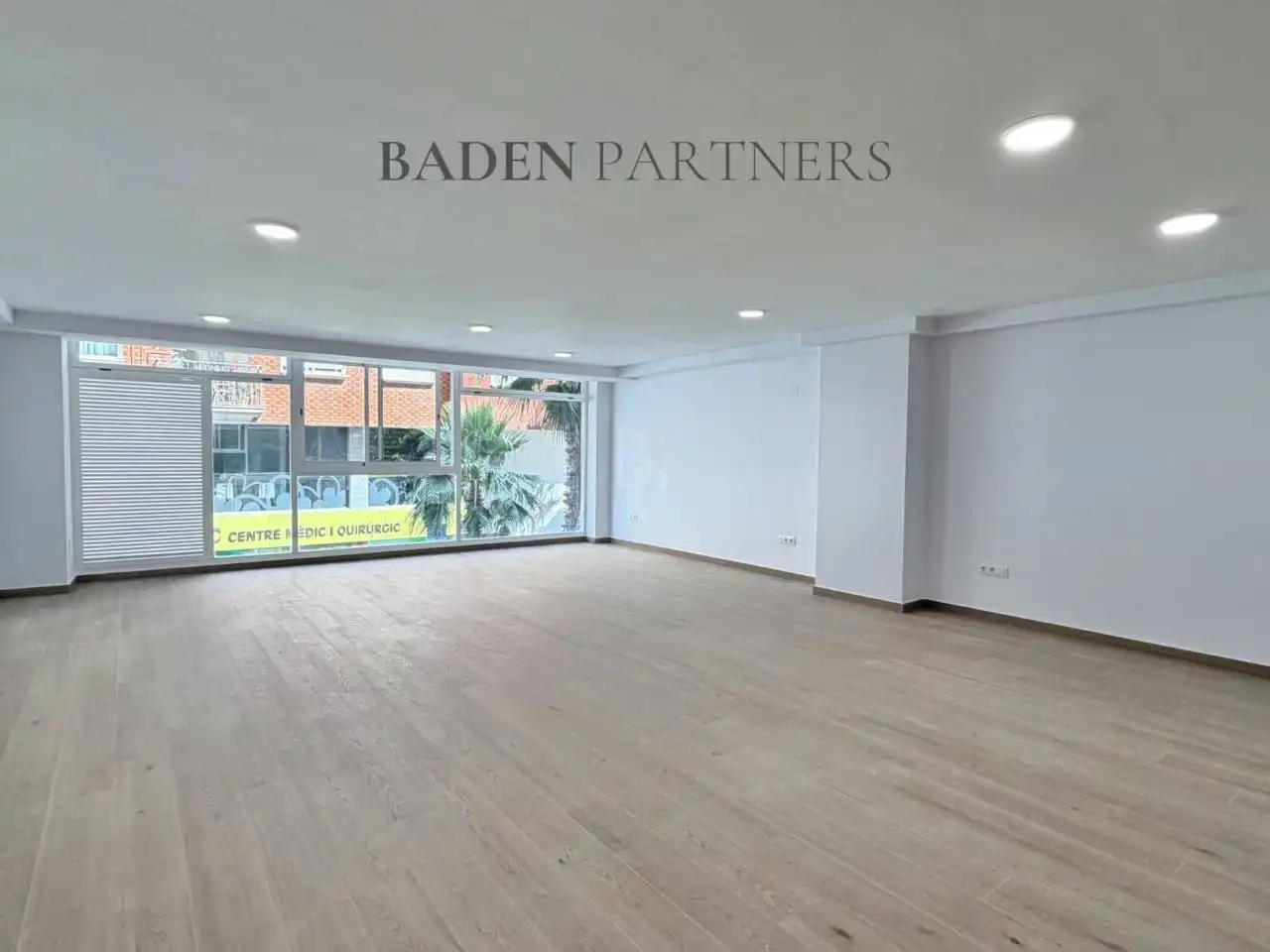 Local comercial en alquiler en Calle Luis Santapau, imagen 4