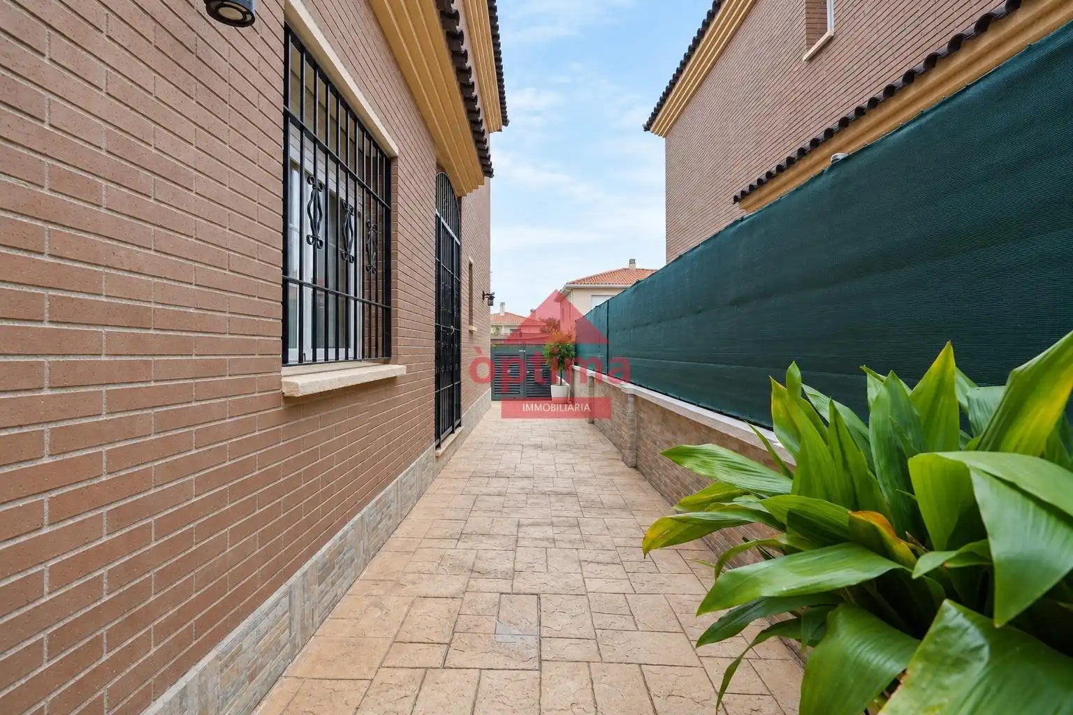 Casa a schiera con terrazza in vendita a Calle BELGRADO, imagen 16