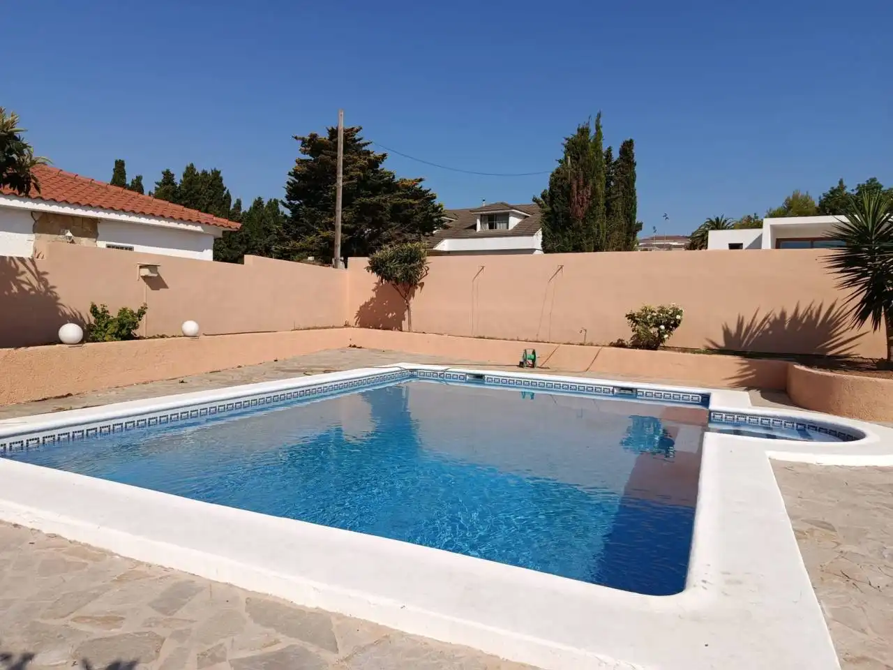 Piscina de Casa o xalet en venda en Vinaròs amb Aire condicionat, Calefacció i Jardí privat