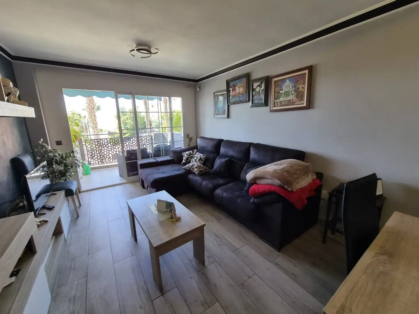 Sala de estar de Piso en venta en Rincón de la Victoria con Aire acondicionado, Calefacción y Terraza