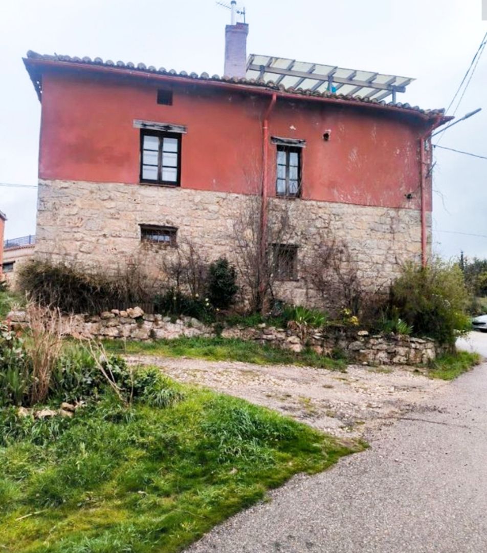 Exterior view of House or chalet for sale in Revillarruz  with Heating, Terrace and Storage room